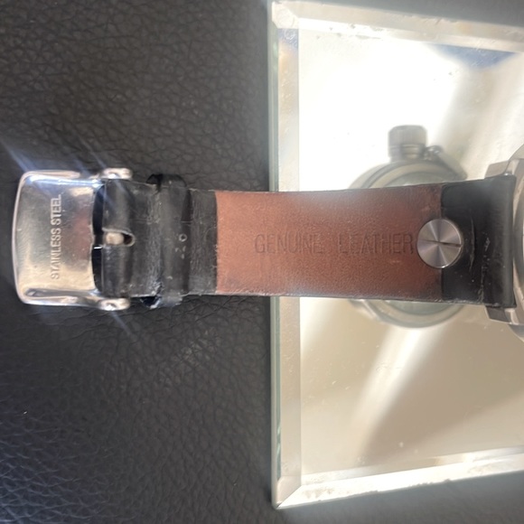 🌟 Christian Audigier Vintage black leather silver watch - Picture 7 of 10